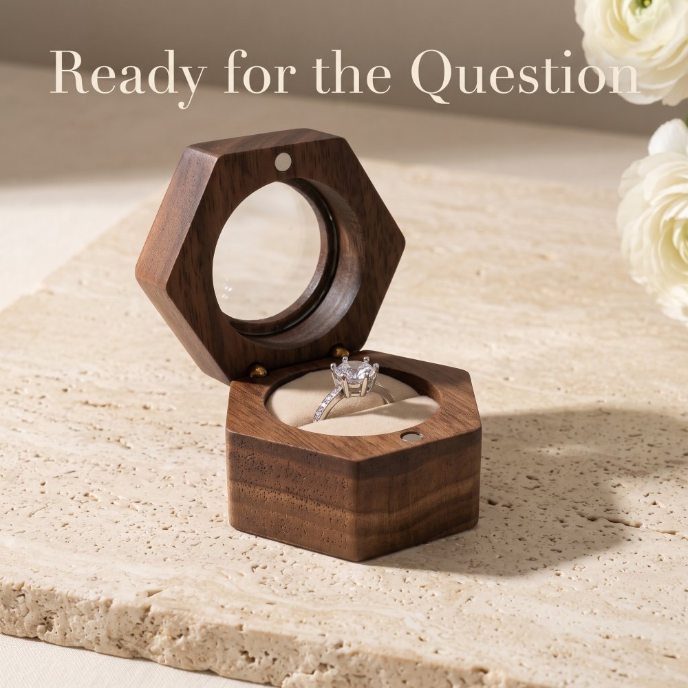 RB514 RB514  Hexagon Ring Box, Round Window Lid — view 2