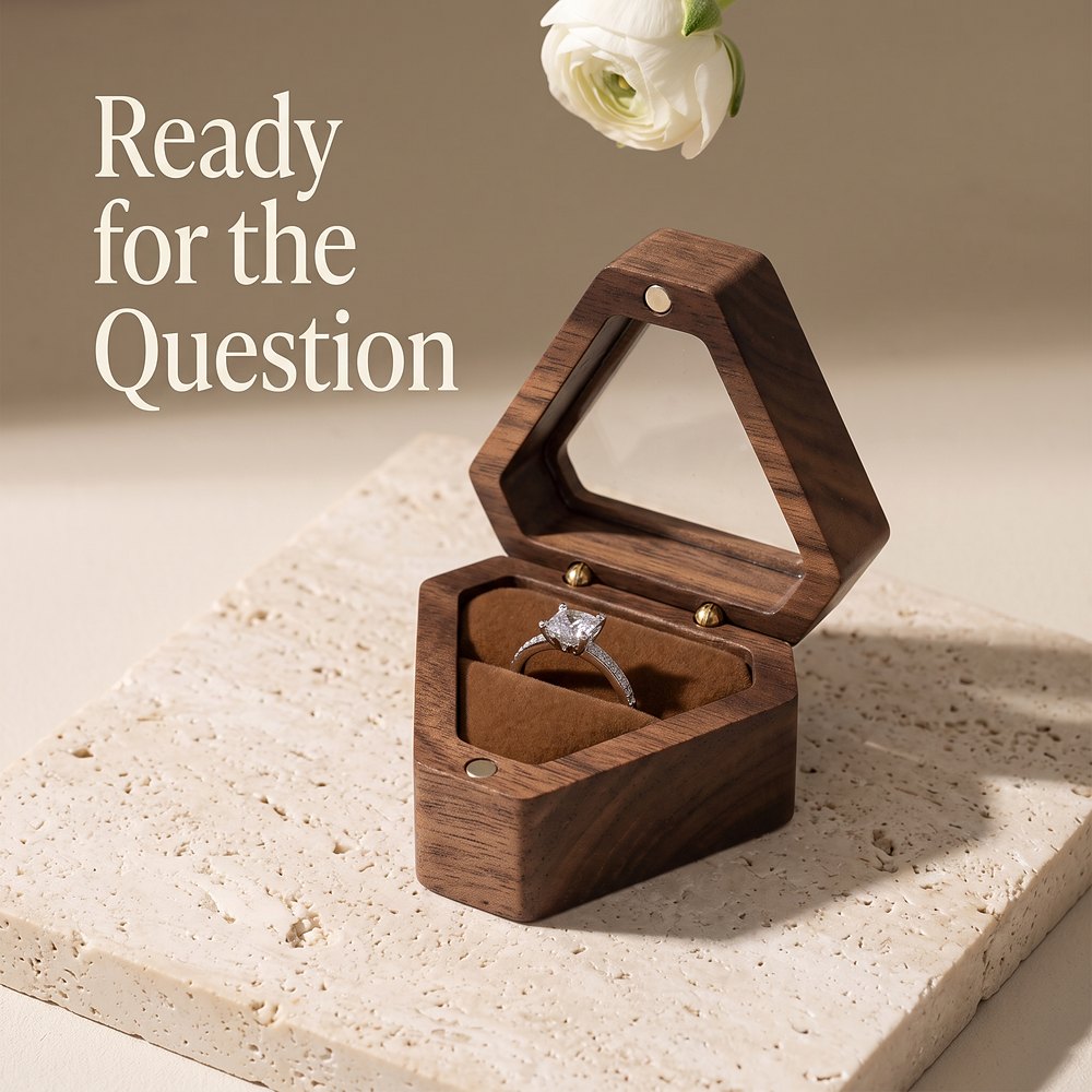 RB522 RB522  Diamond-Shape Ring Box, Flip Lid, Walnut — view 2