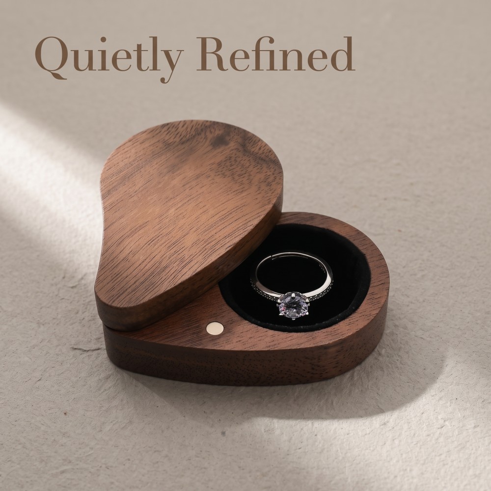 RB525 RB525  Heart Ring Box, Swivel Lid, Slim — view 4