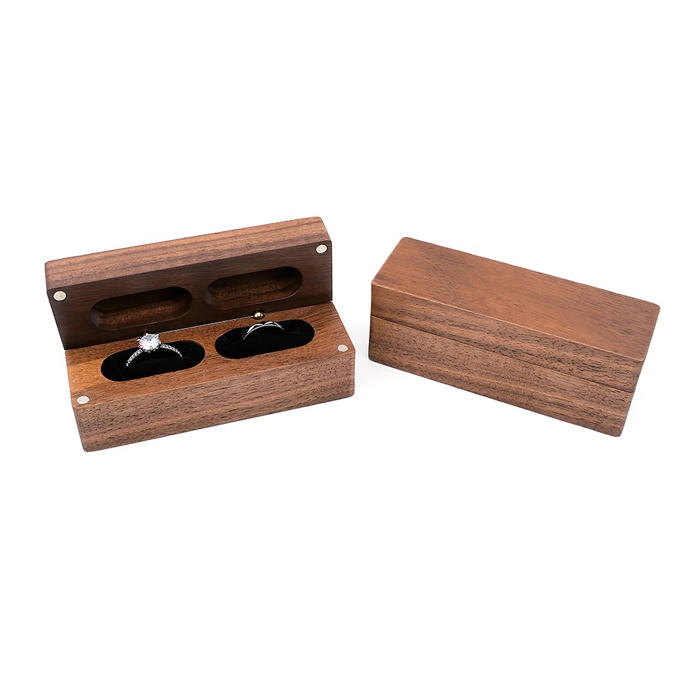 RB526 RB526  Double-Slot Ring Box, Long Body, Red Velvet — view 4