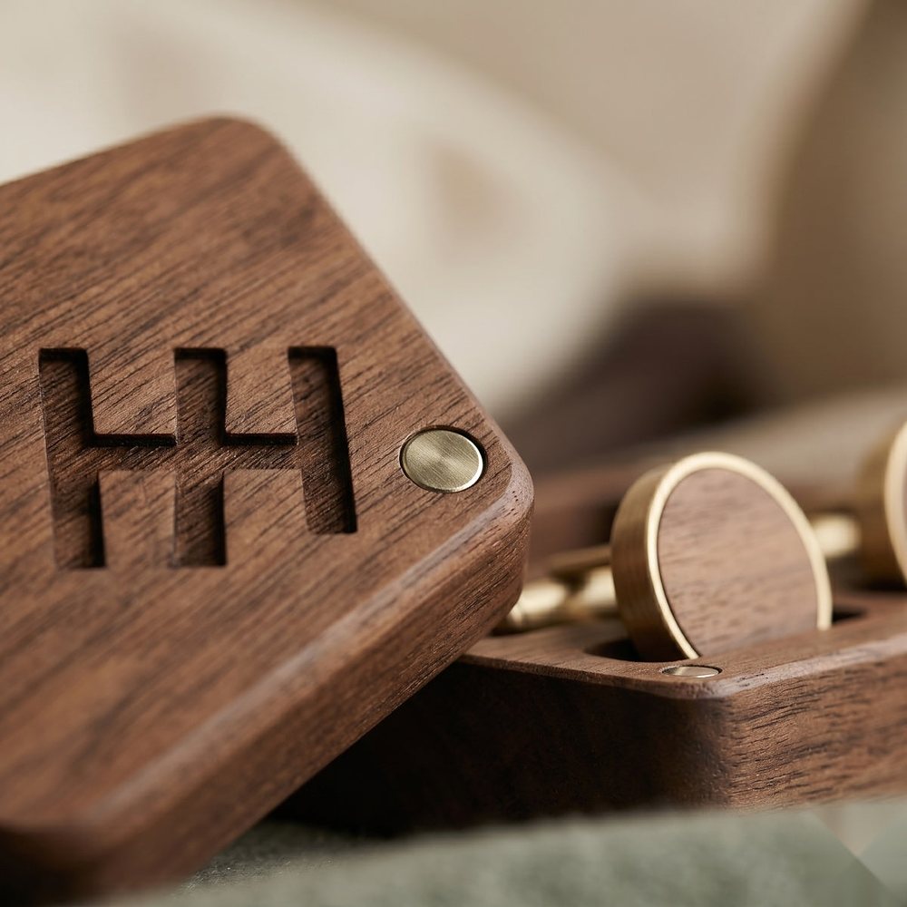 WGC-307 WGC-307  Cufflink and Tie Clip Box, Walnut — view 5